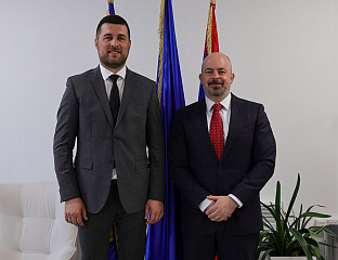 ГИНКЕЛ: АМЕРИЧКЕ КОМПАНИЈЕ ЗАИНТЕРЕСОВАНЕ ДА УЛАЖУ У БиХ