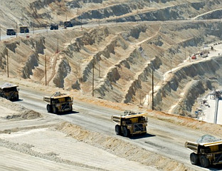 УБИЈЕНО ДЕВЕТОРО ЉУДИ У НАПАДУ НА РУДНИК