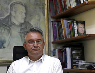 THE GENERAL CAN BARELY COMMUNICATE, AND HIS CONDITION REQUIRES URGENT TREATMENT IN SERBIA