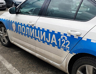 МУШКАРАЦ УХАПШЕН ЗБОГ ВОЖЊЕ ПОД ДЕЈСТВОМ ДРОГЕ