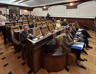 ЛУКАЧ: ТРАЖЕ КРЕДИТ ЗА РЕКОНСТРУКЦИЈУ ПАРКА, А НИСУ ДОСТАВИЛИ СПЕЦИФИКАЦИЈУ РАДОВА