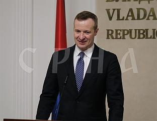 СТАРОСТИН: РУСКЕ КОМПАНИЈЕ РАЗМОТРИЋЕ ПОКРЕТАЊЕ ПРОИЗВОДЊЕ У СРПСКОЈ