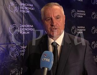 ВИШКОВИЋ: "РОМАНИЈАПУТЕВИ" ГРАДИЋЕ ТРЕЋУ ТРАКУ ПРЕКО РОМАНИЈЕ