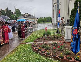 WREATHS LAID AND MEMORIAL SERVICE HELD FOR FALLEN MEMBERS OF THE 65TH MOTORIZED REGIMENT