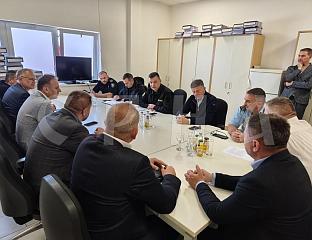 У ТОКУ САСТАНАК О ФУНКЦИОНИСАЊУ ЦАРИНСКОГ ТЕРМИНАЛА И НОВОГ ПРЕЛАЗА