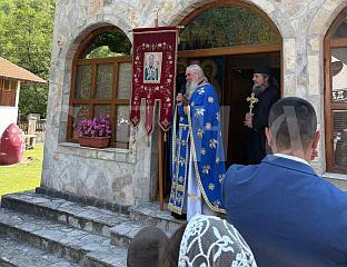 ПРОСЛАВЉЕНА КРСНА СЛАВА МАНАСТИРА СВЕТОГ ОЦА НИКОЛАЈА У ДОБРУНСКОЈ РИЈЕЦИ