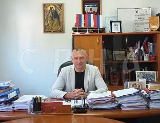 ЗАХВАЉУЈУЋИ СРЕДСТВИМА ВЛАДЕ РЕКОНСТРУКЦИЈА ВРТИЋА "ПОЛЕТАРАЦ" И АСФАЛТИРАЊЕ ПУТЕВА