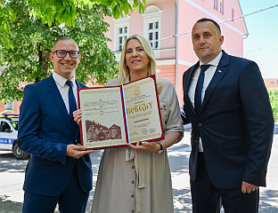 ЦВИЈАНОВИЋ: ДРАГО МИ ЈЕ ДА САМ ДОПРИНИЈЕЛА РАЗВОЈУ ПРЊАВОРА