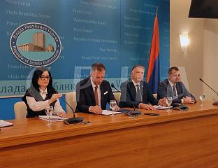 ЋОРИЋ: ПРИВРЕДНИЦИ ЋЕ СВОЈА ИЗВОЗНА ПОТРАЖИВАЊА ОСИГУРАТИ ПУТЕМ ИРБ-а