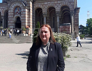 РАД МЕМОРИЈАЛНОГ ЦЕНТРА РЕПУБЛИКЕ СРПСКЕ ОХРАБРИО ПОРОДИЦЕ ЖРТАВА ДА СВЈЕДОЧЕ