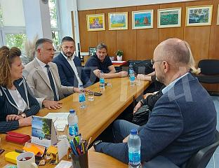 ОБЕЗБИЈЕДИТИ УСЛОВЕ ЗА ДОГРАДЊУ ПРОСТОРА ЗА ПРОДУЖЕНИ БОРАВАК