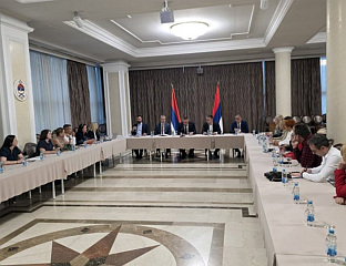 МИНИЋ: ПОСТИГНУТ ДОГОВОР СА РОДИТЕЉИМА-ЊЕГОВАТЕЉИМА