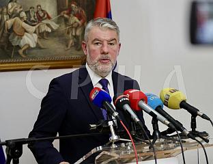 ДОДАТАК НА ИНВАЛИДНИНУ ДО 800 КМ