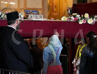 АРХИМАНДРИТ ЈЕФРЕМ: ПОЈАСУ МАЈКЕ БОЖИЈЕ ПОКЛОНИЛО СЕ ВИШЕ ОД МИЛИОН ЉУДИ