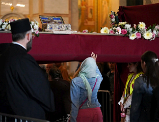ARCHIMANDRITE EPHRAIM: MORE THAN ONE MILLION PEOPLE VENERATED THE BELT OF THE MOTHER OF GOD