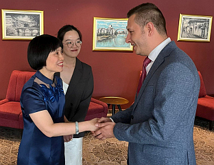 ГОГАНОВИЋ НА ЦЕРЕМОНИЈИ ПОСВЕЋЕНОЈ САВРЕМЕНОЈ КИНЕСКОЈ ДИПЛОМАТИЈИ И ЈАЧАЊУ САРАДЊЕ
