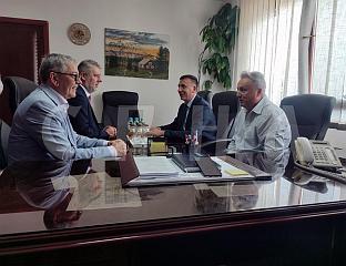 ПОЧЕО САСТАНАК ШЕРАНИЋА И БОРОЈЕВИЋА