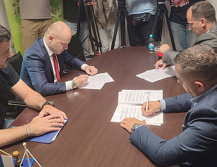 УГОВОРИ О СУФИНАНСИРАЊУ ЕНЕРГЕТСКЕ ЕФИКАСНОСТИ У ЛАКТАШИМА, ФОЧИ И ЧАЈНИЧУ