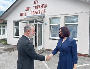 ШЕРАНИЋ: ПОМОЋИ НОВОМ ГОРАЖДУ ДА НАБАВИ НОВО САНИТЕТСКО ВОЗИЛО