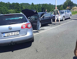 THREE RUSSIAN CITIZENS SERIOUSLY INJURED IN PRIJAKOVCI NEAR BANJA LUKA