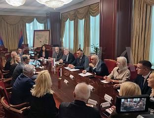 МИНИЋ РАЗГОВАРА СА МАЦУТОМ У БАЊАЛУЦИ