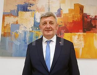 IN SARAJEVO, THERE IS EFFORT TO ERASE TRACE OF SERBS AND THEIR PROPERTY