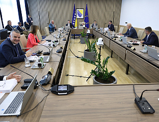 ДАТА САГЛАСНОСТ НА УГОВОР О ПОРАВЊАЊУ, ОБУСТАВАЊЕ АРБИТРАЖЕ У ВАШИНГТОНУ