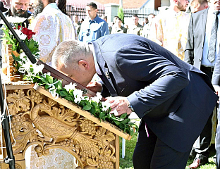 МИНИЋ: НЕ ДОЗВОЛИТИ ДА СЕ ЗАБОРАВЕ СРПСКЕ ЖРТВЕ ПОДРИЊА И БИРЧА