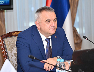 МИНИЋ У БИЛЕЋИ ОБИЛАЗИ ГРАДИЛИШТЕ НОВОГ ВРТИЋА