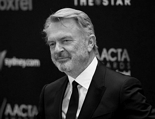 ПРЕМИНУО ГЛУМАЦ СЕМ НИЛ