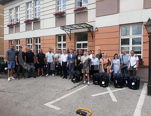 ПОДИЈЕЉЕНО 37 АУТО-СЈЕДАЛИЦА ЗА НОВОРОЂЕНЧАД