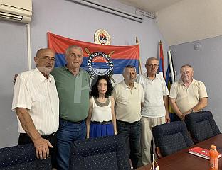 ПОЧАСНИ ЧИНОВИ ЗА ПРИПАДНИКЕ ПЕTОГ БАTАЉОНА