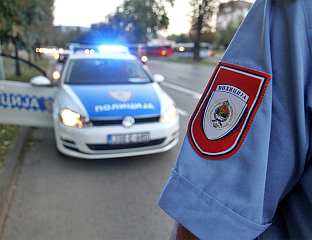 СА БАНКОВНЕ КАРТИЦЕ НЕОВЛАШТЕНО СКИНУТО СКОРО ДВИЈЕ ХИЉАДЕ КМ