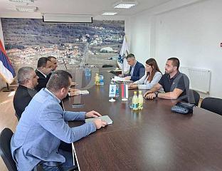 КУЗМИЋ: ФОРМИРАНА КОМИСИЈА ЗА ПРОЦЈЕНУ ШТЕТЕ, ВЛАДА ЋЕ БИТИ УЗ СВОЈЕ ПОЉОПРИВРЕДНИКЕ