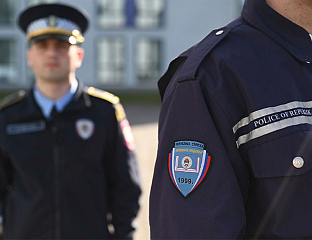ПОЧЕТАК ОБУКЕ 29. КЛАСЕ ПОЛИЦИЈСКЕ АКАДЕМИЈЕ, ПРИСУСТВУЈУ МИНИЋ И СТЕВАНДИЋ