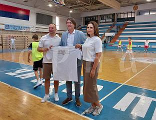 ЋАПИНОВА ПРИСУСТВОВАЛА ЗАЈЕДНИЧКОМ ТРЕНИНГУ РУКОМЕТАША СРПСКЕ И СРБИЈЕ