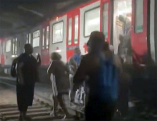 ПОЖАР У МЕТРОУ У БАРСЕЛОНИ, ВИШЕ ОД 130 ПОВРИЈЕЂЕНИХ