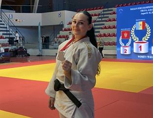 ДАНИЈЕЛА КАЈТАЗОВИЋ ИЗ ЗВОРНИКА ВИЦЕШАМПИОН БАЛКАНА У ЏУДОУ