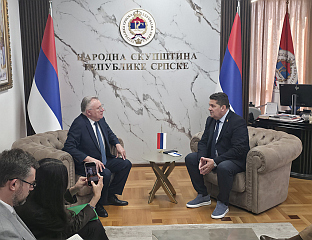 ИНТЕНЗИВНА ПАРЛАМЕНТАРНА САРАДЊА СА РУСИЈОМ, УПРКОС МЕЂУНАРОДНИМ ПРИТИСЦИМА