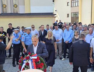 CVIJANOVIĆ LAYS WREATH AT MEMORIAL CHAPEL FOR FALLEN SOLDIERS