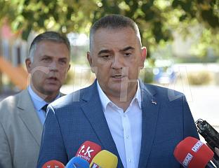 МИНИЋ: ПОРОДИЦА ОСТАЈЕ У ФОКУСУ ВЛАДЕ СРПСКЕ