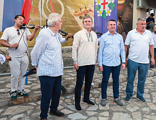 СЕЛАКОВИЋ СВЕЧАНО ОТВОРИО САБОР ВИОЛИНИСТА У ПРАЊАНИМА