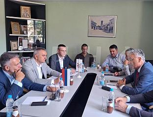 МИНИЋ: ВЛАДА ЋЕ ПОМОЋИ ОТВАРАЊЕ ФАБРИКЕ У НЕВЕСИЊУ