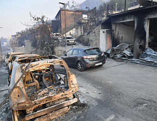ИЗГОРЈЕЛО 106 ВОЗИЛА, 28 КУЋА И 45 ПЛОВИЛА