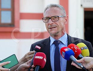 OSTOJIĆ: WE ARE READY TO HELP SERBS LIVING OUTSIDE REPUBLIKA SRPSKA