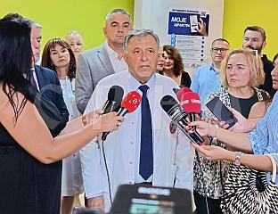 ЛАЗИЋ: НОВИ СКЕНЕР ФУНКЦИОНИШЕ СА МАЊОМ ДОЗОМ ЗРАЧЕЊА И ПУНО БРЖЕ РАДИ
