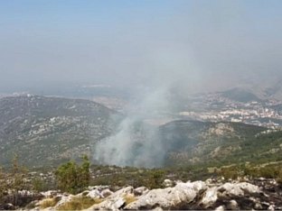 СTАБИЛНО НА ПОЖАРИШTИМА, НАСТАВЉЕНА АКЦИЈА ГАШЕЊА НА ГОЛОМ БРДУ