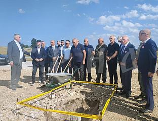 ПОЛОЖЕН КАМЕН ТЕМЕЉАЦ ЗА ИЗГРАДЊУ СПОМЕН-СОБЕ ВОЈСКЕ РЕПУБЛИКЕ СРПСКЕ