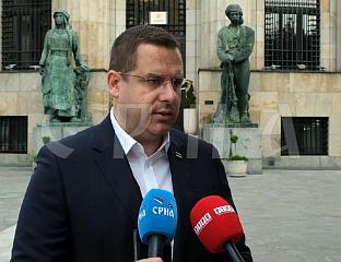КОВАЧЕВИЋ: ОПОЗИЦИЈА ДА БАРЕМ ЈЕДНОМ БУДЕ НА ИСТОЈ СТРАНИ СА НАРОДОМ СРПСКЕ