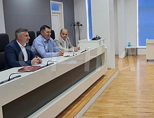ПОТПИСАНИ УГОВОРИ О ДОДЈЕЛИ МИЛИОН КМ ЗА ЗАПОШЉАВАЊЕ У TРИ ОПШТИНЕ